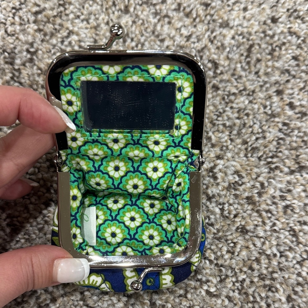 Vera Bradley Quilted Floral Coin Purse/case in Lime, Navy & Teal - Picture 2 of 2
